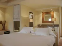 Aldea Roqueta Hotel Rural Отели в г. Альто-Маэстрасго