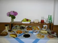 Hotel Delfina - breakfast