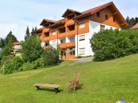 Restful Apartment with Sauna, Hot Tub, Fitness Room, Balcony