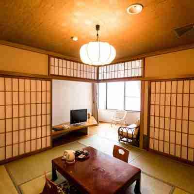 信州白馬八方温泉 しろうま荘 Rooms