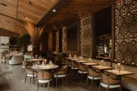 Binn Hotel - 4-Star