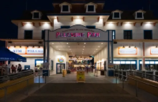 Holiday Inn GALVESTON ISLAND by IHG Hotels near Moody Gardens Attractions Theme Park