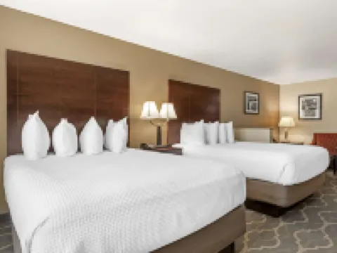 伯利森貝斯特韋斯特優質套房酒店 約翰遜縣酒店