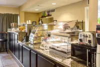 Clarion Inn & Suites Aiken South - breakfast
