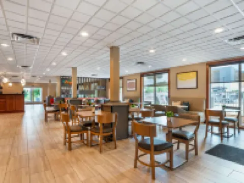 Comfort Inn & Suites Crestview South Hotels in Crestview