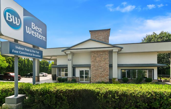 Best Western Maple Ridge Hotel