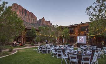 Cable Mountain Lodge
