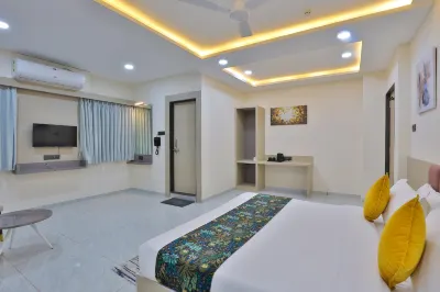 Hotel the Grand Radhey