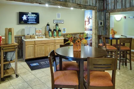 Club Wyndham Bentley Brook Отели в г. Ханкок