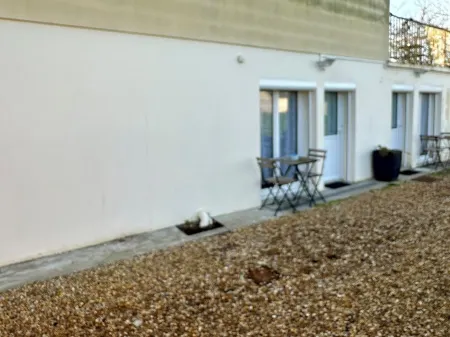 Quiet studio, countryside 5 minutes from town