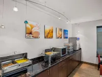 Comfort Suites Lindale - Tyler North - breakfast