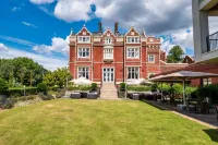 Wivenhoe House Hotel