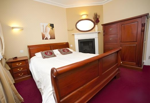 더 불 인 슈루즈버리