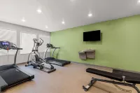WoodSpring Suites Corona - Fitnessstudio