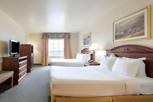 Comfort Inn & Suites Gatesville Near Fort Cavazos