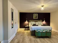 Holyland House - Greenacres Estates