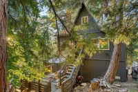 2 Decks w Lake Glimpse Views Modern Luxe Cabin A-Frame Retreat by AvantStay Hotels near Lake Arrowhead Branch Library