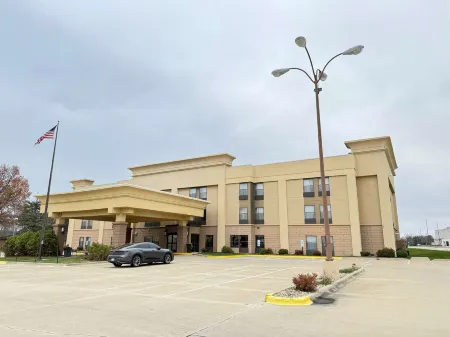 SureStay by Best Western Forsyth Decatur