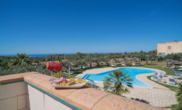 4. 일 마르케세 스..