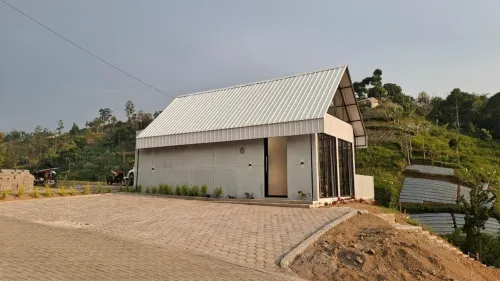 Maple Cabin Cisarua 호텔