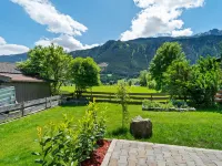 Chalet Bramberg Near Ski Slopes