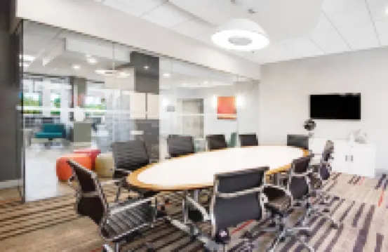 夏洛特上城萬楓飯店及套房