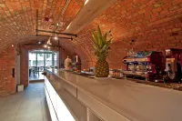 Hotel Forza - Quầy bar