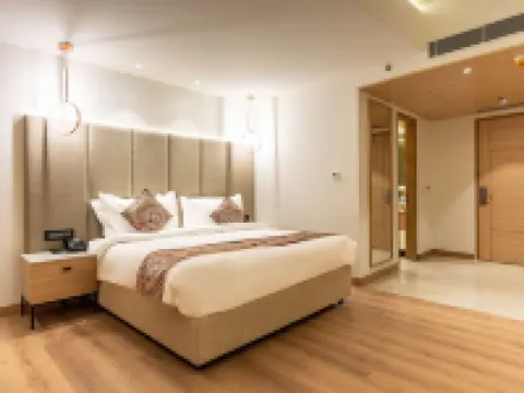 Best Western AH1 Amritsar 鄰近拉姆達斯梓斯里大師國際機場的酒店