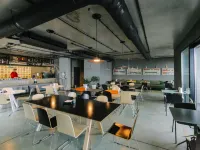 Quadrum Hotel โรงแรมในกูดาอูรี