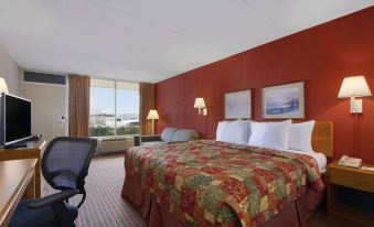 Days Inn by Wyndham Seneca / Clemson Area