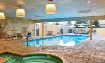 DoubleTree by Hilton Fresno Convention Center