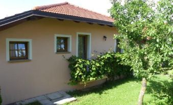 Pension Na Meji - Housity