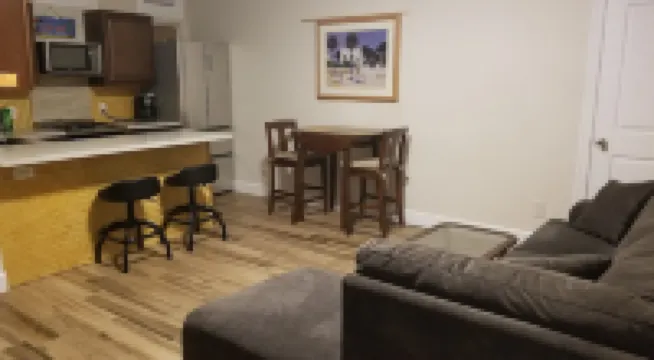 Cozy Wind and Sea Condo