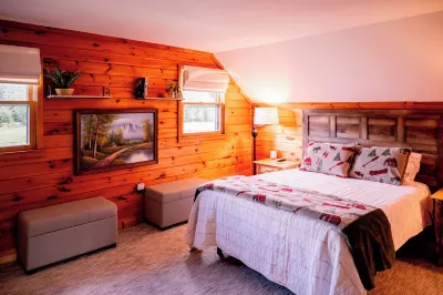 Sweet Chalet by the Lake, Mini-golf!