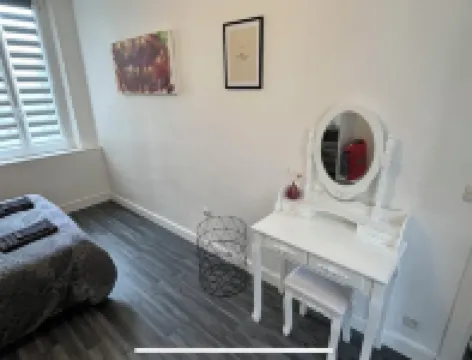 Appartement Cosy au Coeur des Maisons de Champagne Avec Jardin Privé de 110m2