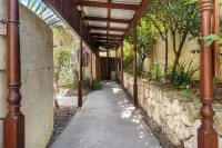 The Studio @ Latitude 34: Beachside Bliss - Surf, Hike, Relax