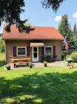 Beautiful Year-Round  Home on the South Shore of Hubbard Lake - 2-Sterne