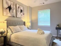 Chic Cozy Retreat Hotels in Bailey's Crossroads