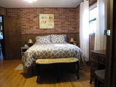 Nature lovers retreat right on the edge of the river Hotels in der Nähe von Four Mile Beach Park