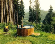 Charming lux chalet, views comfort escape, Samoens Valley, peaceful log fire