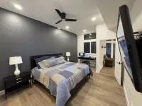 Modern Luxury 3Br Condo Steps Away from Deer Valley Resort w/ Hot Tub, Fireplace 薩米特縣住宿飯店