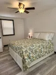Modern private home central location to beautiful coastal views
