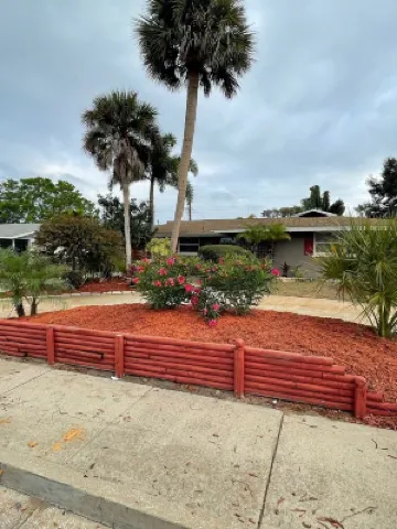 Tropical vacation house with large, heated pool and spacious, open floor plan