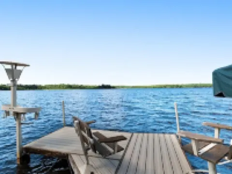 On the Eagle River Chain O’ Lakes, Lake Front, 3200 sq. ft., 2.5 Baths Hotels in Lincoln