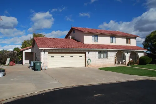 Cozy, Comfortable, Quiet, Private Apartment Hotels in Blanding