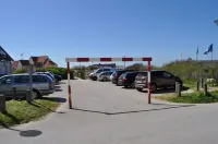 Waterfront - Modern apartment 4 people - 20 m from the beach Hotels in Wissant