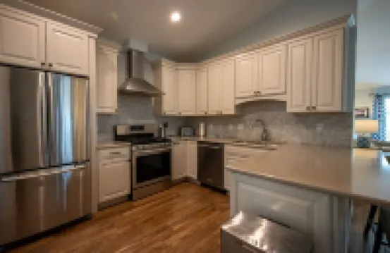 Charming Beach Cottage, Beach Chair Service Included