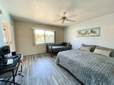 Large home / pool near the Catelina Foothills Отели рядом с достопримечательностью «Тохоно Чул | Гарденс, Галлерис, энд Бистро»