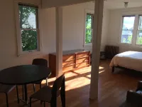 Stunning Capitol Hill View Apartment Отели в г. 