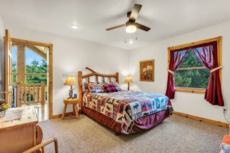 Big Bear Lodge Retreat where friends & families gather and meet!